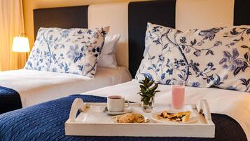Sábanas de algodón egipcio y minibar