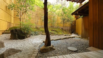 403 Suite Japanese and Twin Bed Room with Silver Open-air Hot Springs, Non Smoking | Garden view