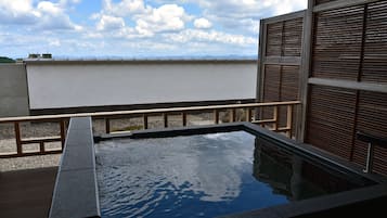 Penthouse Twin room with Open- Air Bath | Bathroom | Free toiletries, hair dryer, slippers, bidet