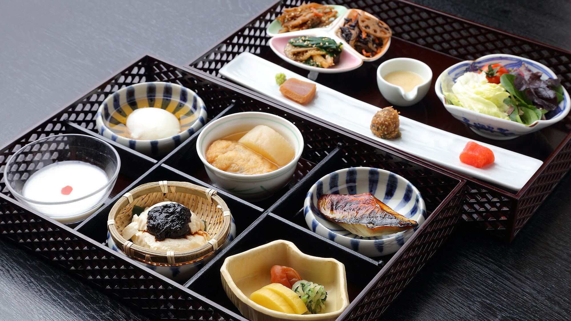 Daily Japanese breakfast for a fee