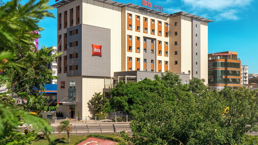ibis Adana