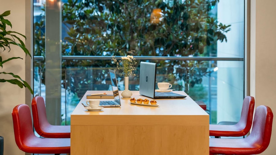 ibis Adana