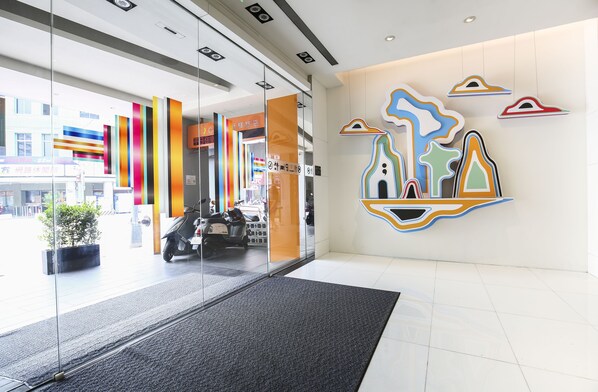 Interior entrance - Cityinn Hotel Plus - Taichung Station Branch (Taichung)