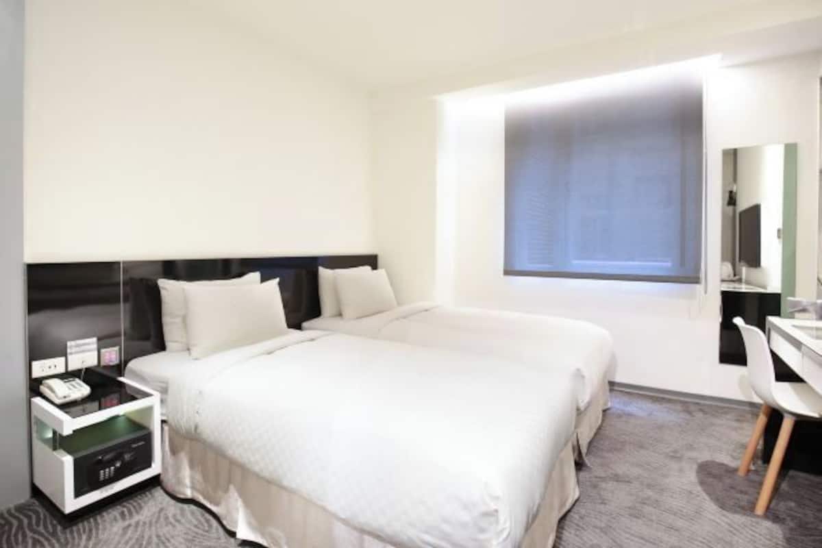 In-room safe, desk, blackout curtains, soundproofing