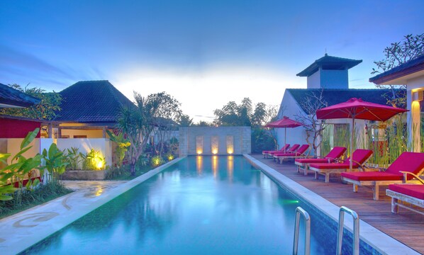 Outdoor pool, pool umbrellas, pool loungers