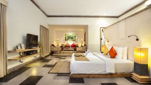 3 Bedroom Pool Villa | 1 bedroom, premium bedding, minibar, in-room safe - Ivory Resort Seminyak (Seminyak)