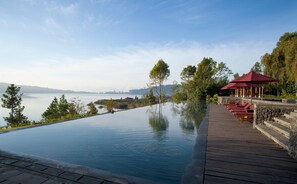 Alberca al aire libre 