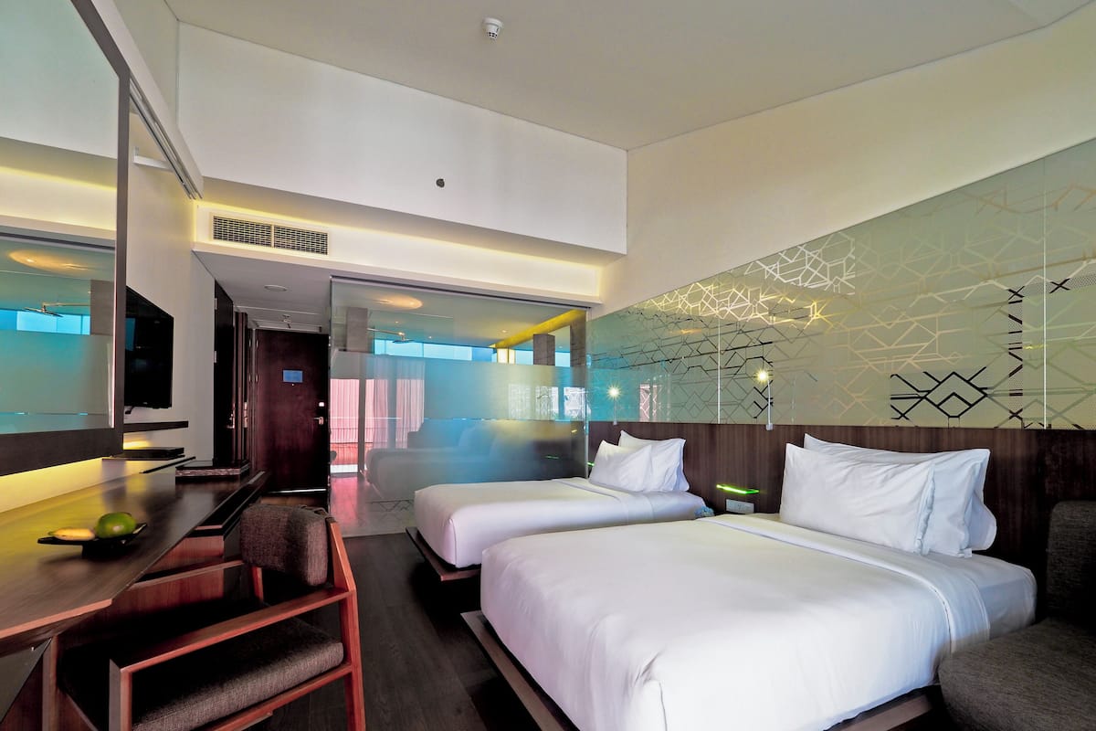 Club Twin Room