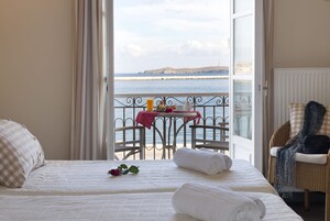 標準客房, 露台, 城市景 | 房內夾萬、隔音、熨斗/熨衫板、免費嬰兒床