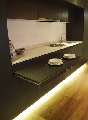 In-room safe, individually decorated, desk, iron/ironing board - Hotel Living 55 (Bogotá)