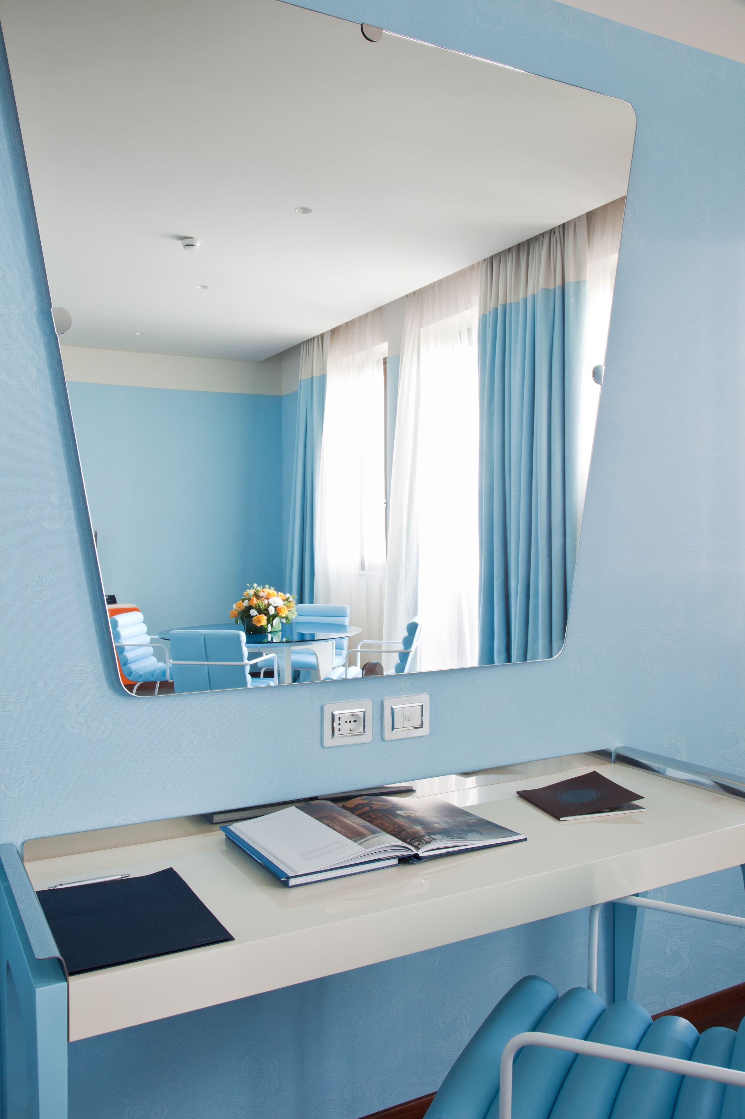 suite, jetted tub, sea view | view from room