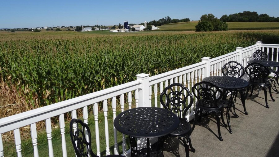 Amish Country Motel