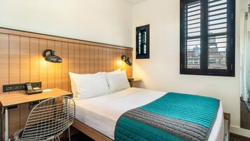 Premium bedding, in-room safe, desk, blackout curtains