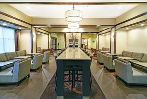 Restaurant - Hampton Inn Beloit (Beloit)