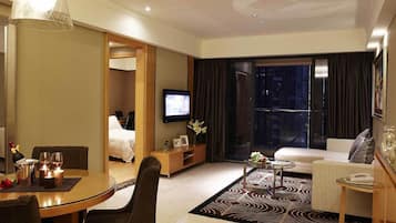 1 dormitorio, ropa de cama de alta calidad, minibar y caja fuerte
