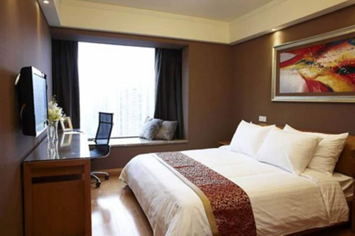 1 soverom, sengetøy av topp kvalitet, minibar og safe på rommet