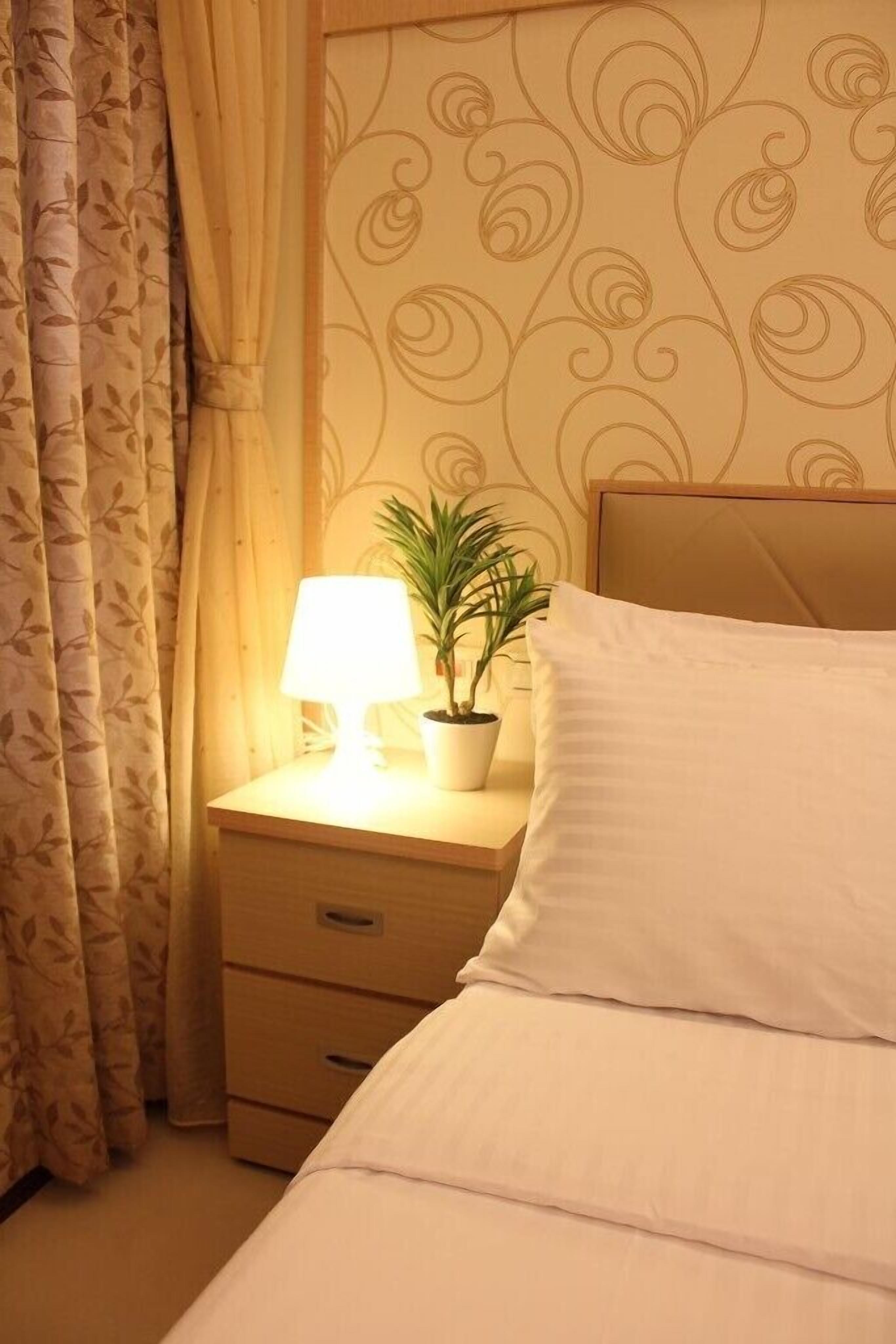 standard double room | desk, free wifi