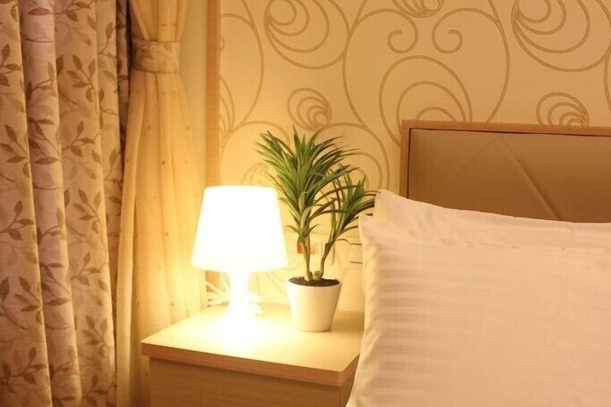 standard double room | desk, free wifi