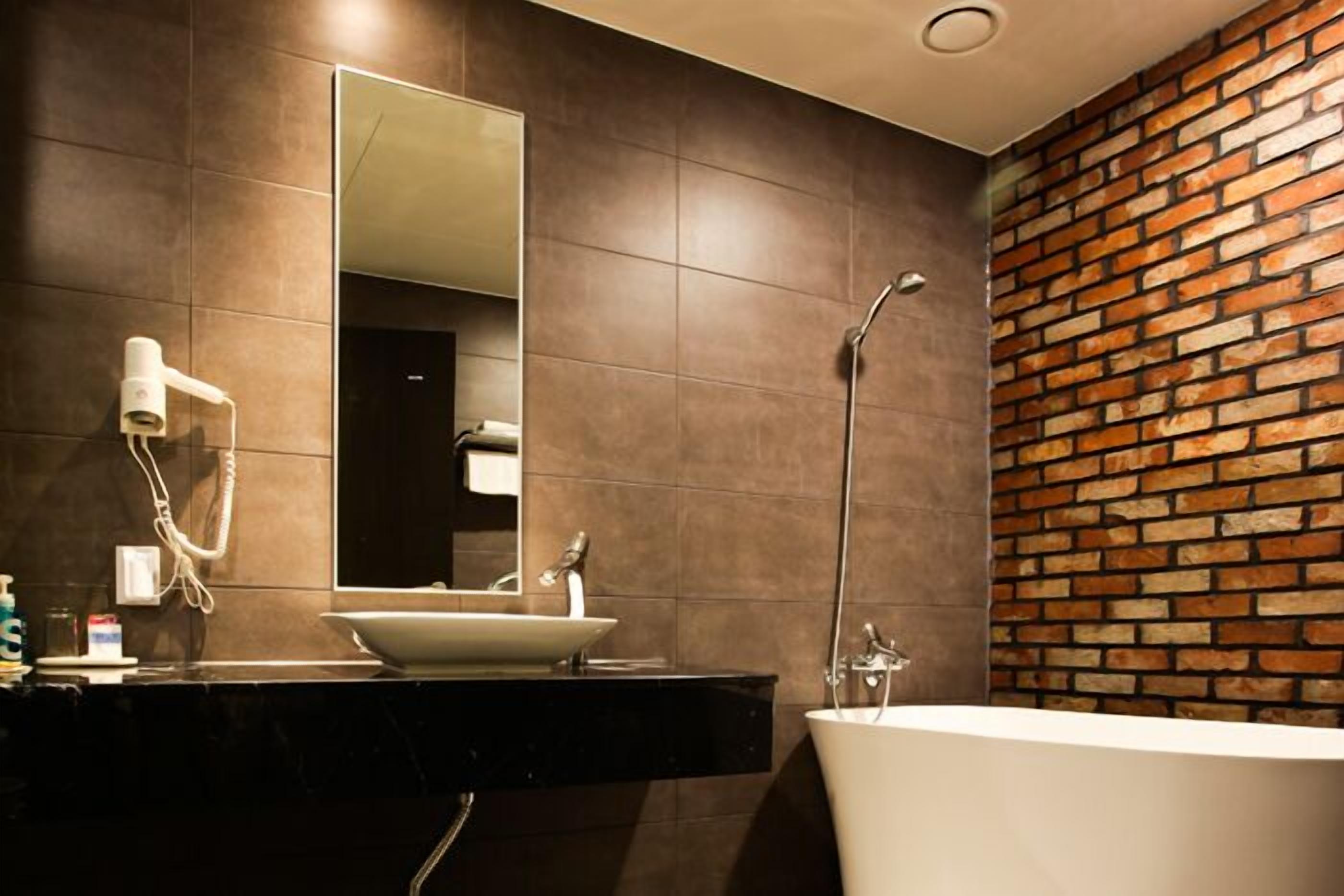 Photo - Karak Tourist Hotel