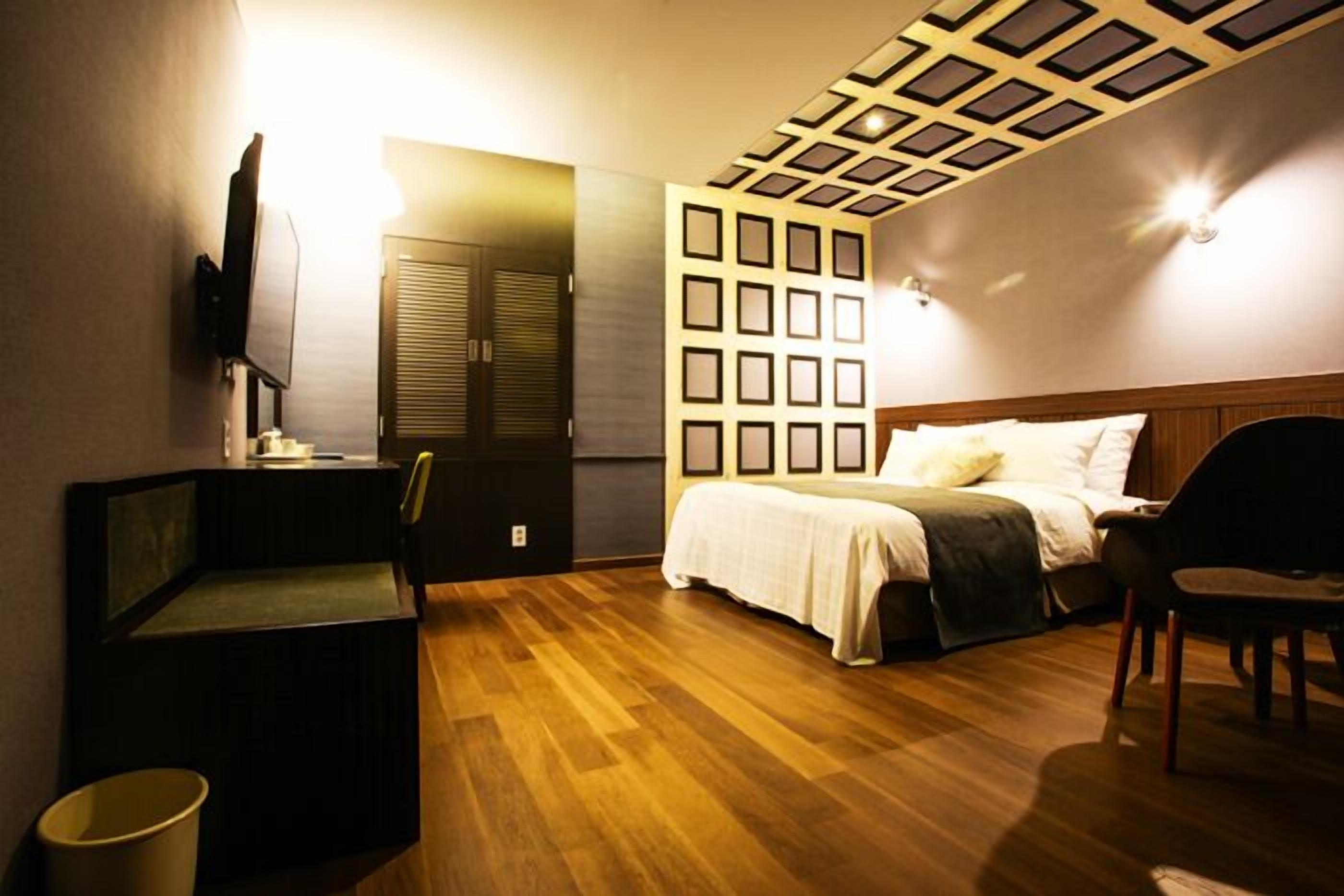 Photo - Karak Tourist Hotel