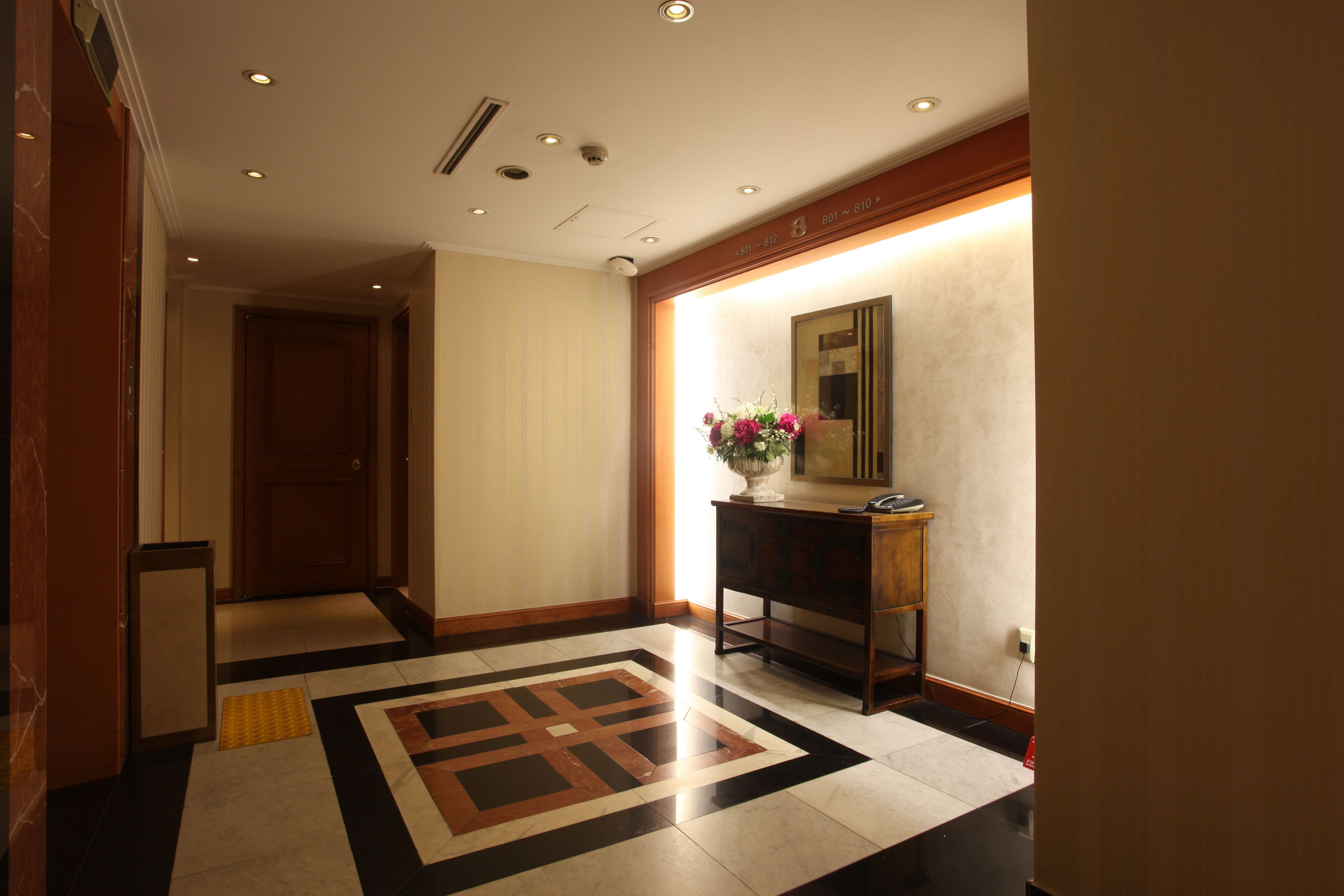 Photo - Karak Tourist Hotel