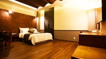 Doppia Deluxe | Una cassaforte in camera, tende oscuranti, Wi-Fi gratuito, lenzuola