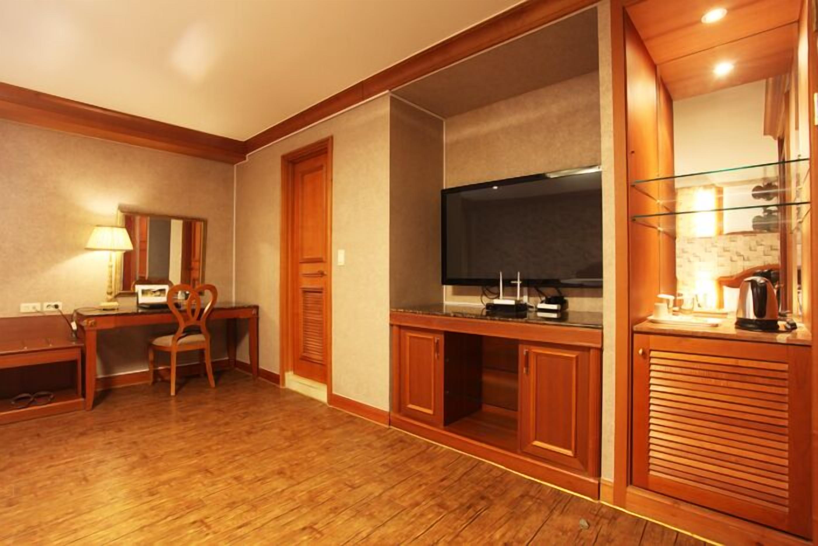 Photo - Karak Tourist Hotel