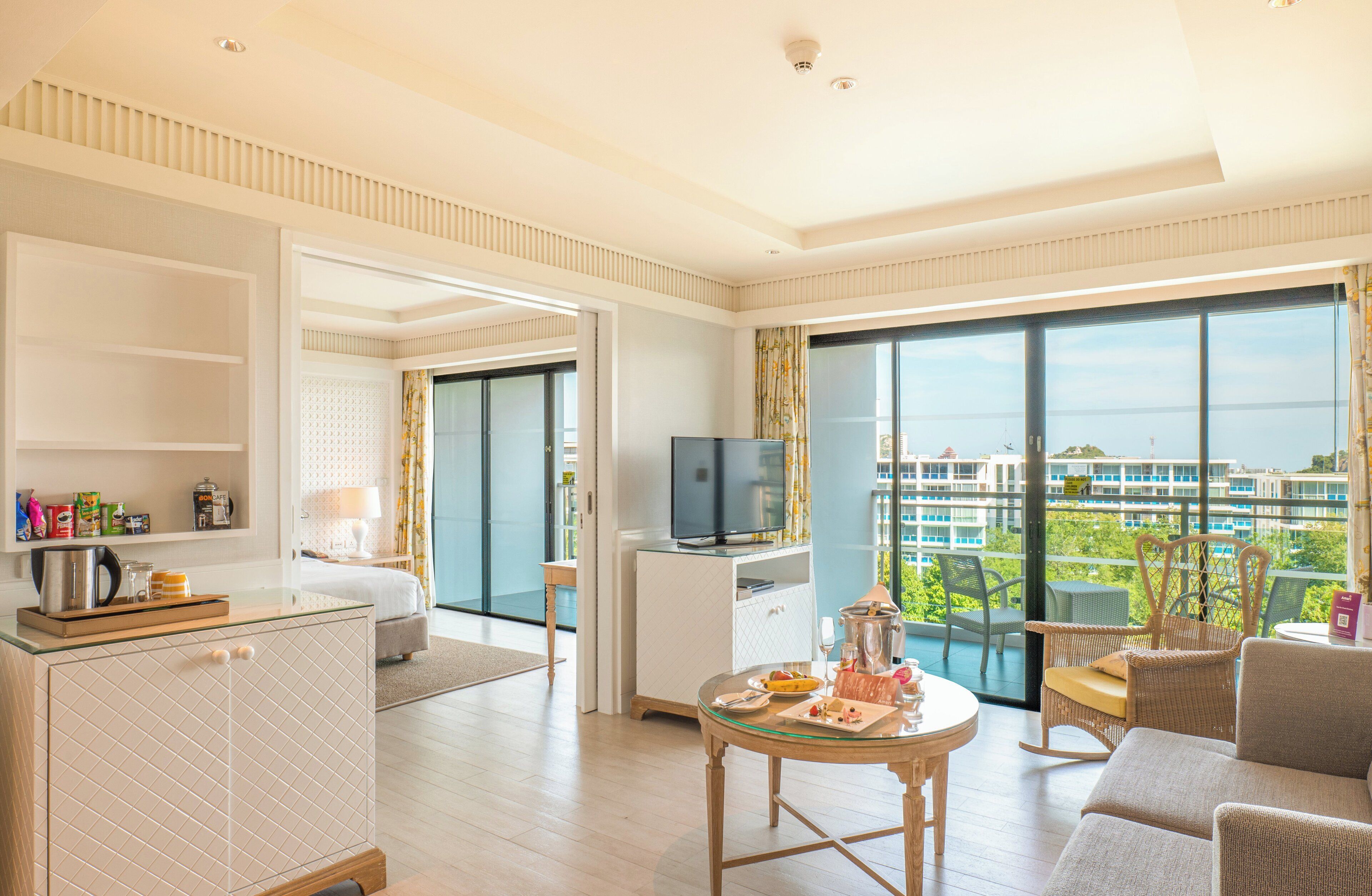 Free minibar items, in-room safe, individually furnished, desk