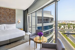 Down duvets, minibar, in-room safe, individually decorated - Majestic Arjaan by Rotana (Al Sayh)