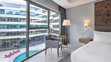 标准公寓, 1 间卧室, 阳台, 泳池景观 (Duplex) | 1 多间卧室、羽绒被、迷你吧、客房内保险箱