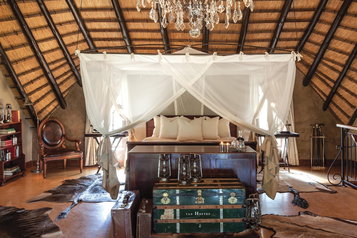 Luxury Villa, 4 Bedrooms, Garden View, Poolside | Minibar, in-room safe, laptop workspace, soundproofing