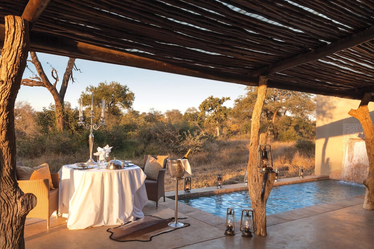 Honeymoon Suite, 1 King Bed, Pool View, Ground Floor | Private pool