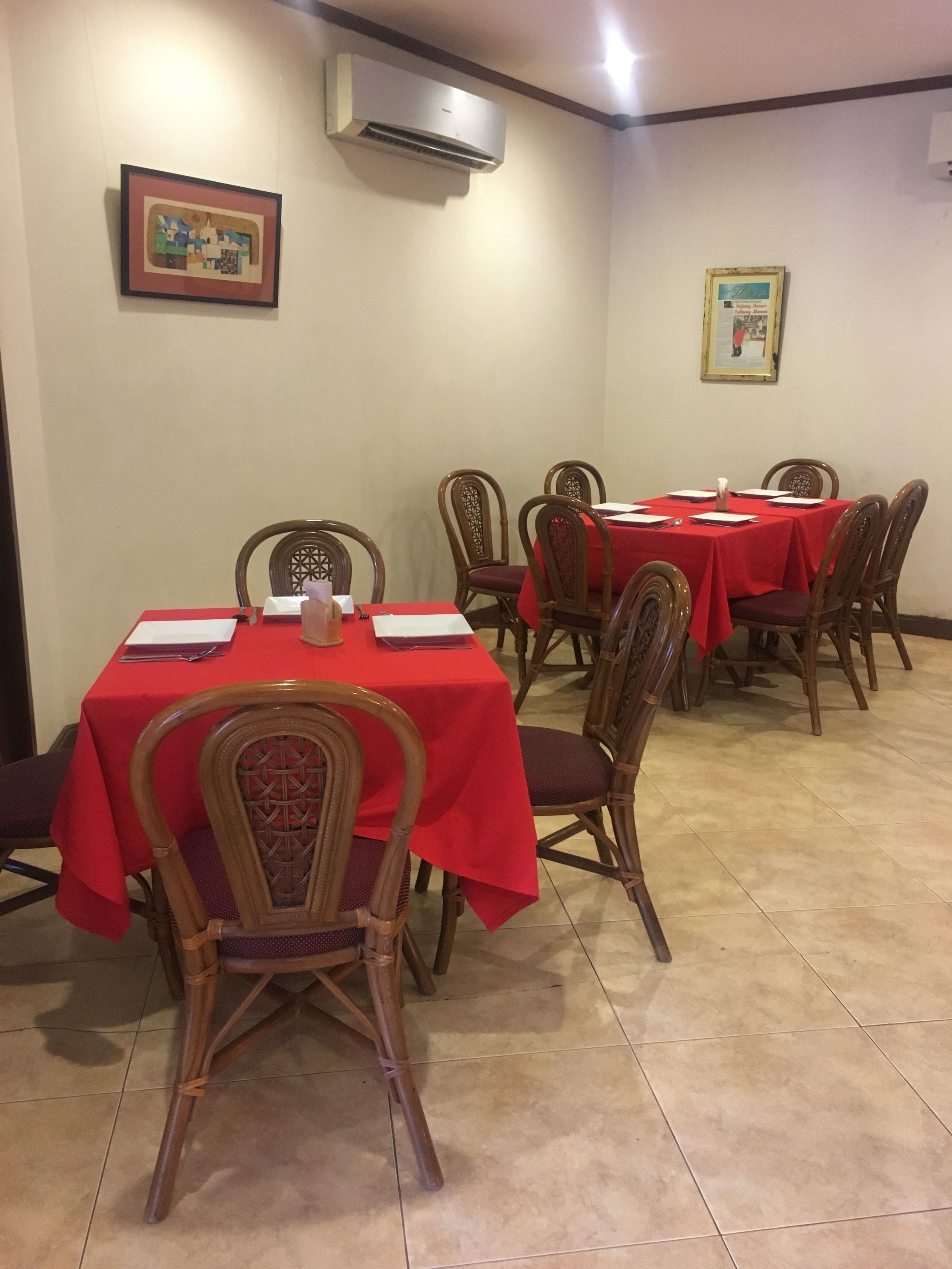 breakfast and lunch served, asian cuisine