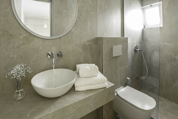 Draps en coton égyptien, literie de qualité supérieure, minibar