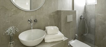 Diamond Apts and Suites