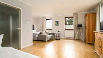 Habitación triple familiar | Cunas gratuitas, wifi gratis y ropa de cama