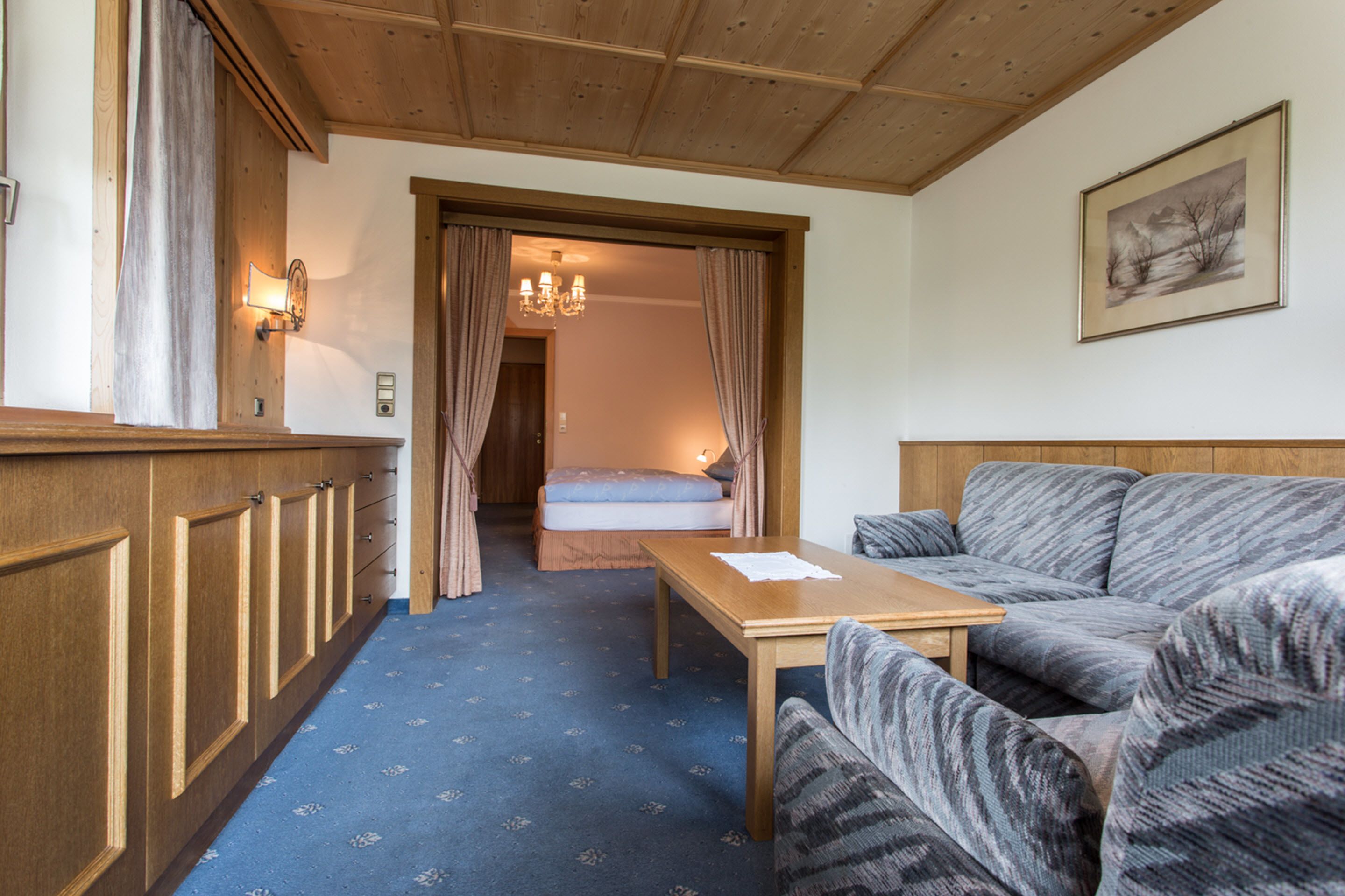 junior suite, balcony | premium bedding, in-room safe, desk