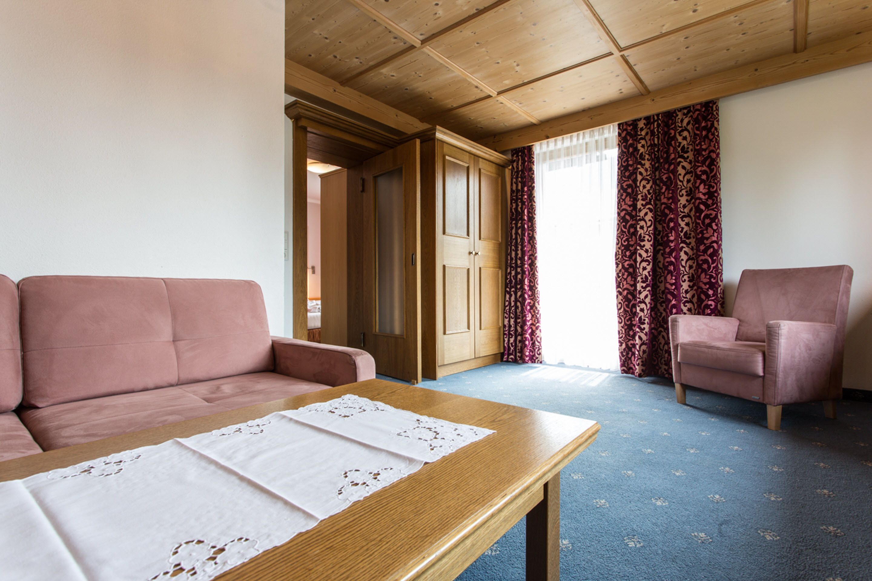 family suite, 1 bedroom, balcony | premium bedding, in-room safe, desk