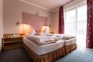 Family Suite, 1 Bedroom, Balcony | Premium bedding, in-room safe, desk - Hotel Solstein (Seefeld in Tirol)