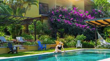 Piscina a l'aire lliure