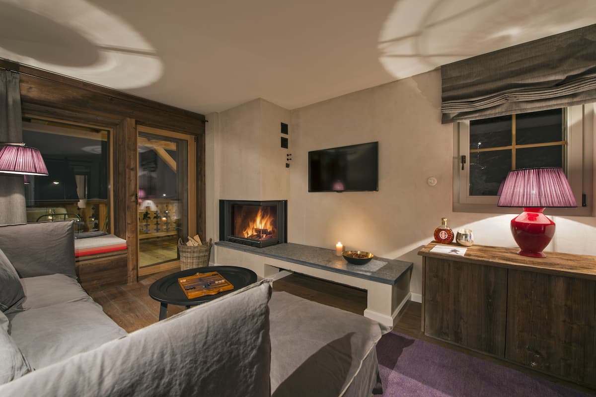 Deluxe Double Room, Balcony (Salon séparé au Sud) | Premium bedding, down comforters, pillowtop beds, minibar