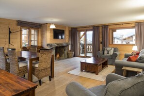 Premium bedding, down comforters, pillowtop beds, minibar - La Cordée des Alpes (Bagnes)