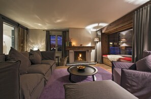 Premium bedding, down comforters, pillowtop beds, minibar - La Cordée des Alpes (Bagnes)