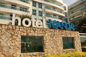 Front of property - Hotel Mandai (Cabo Frio)