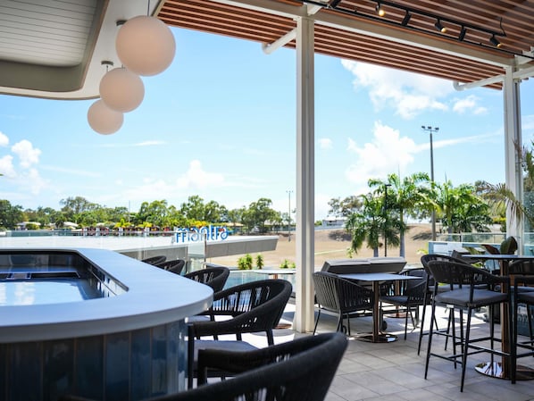 Outdoor pool, sun loungers