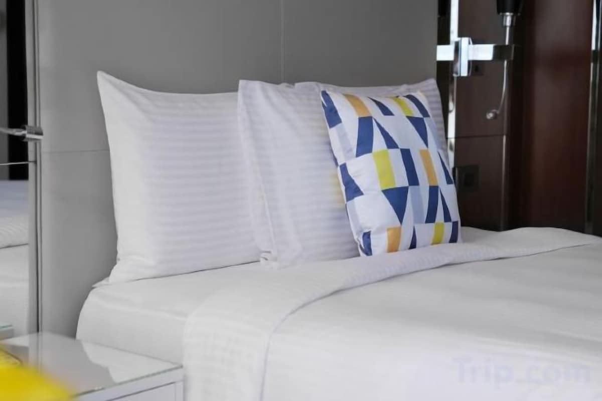 In-room safe, desk, laptop workspace, blackout drapes