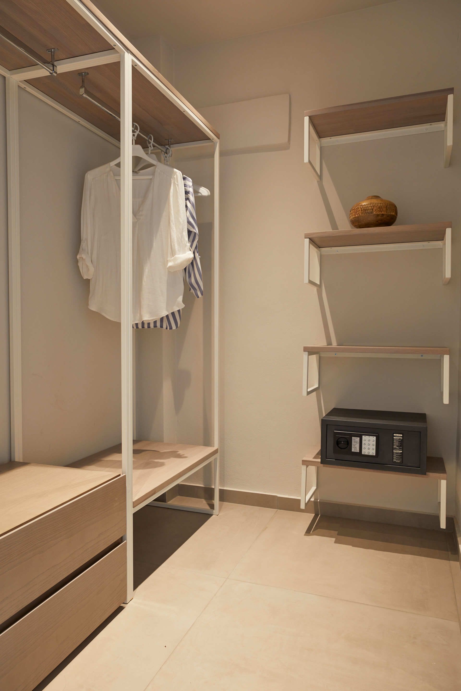 junior suite, garden view | 1 bedroom, in-room safe, individually furnished, desk