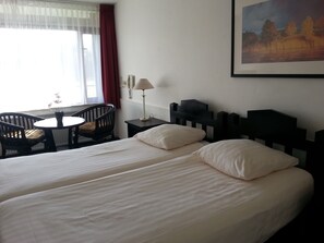 Comfort-Zweibettzimmer | 1 Schlafzimmer, Zimmersafe, Verdunkelungsvorhänge, Babybetten