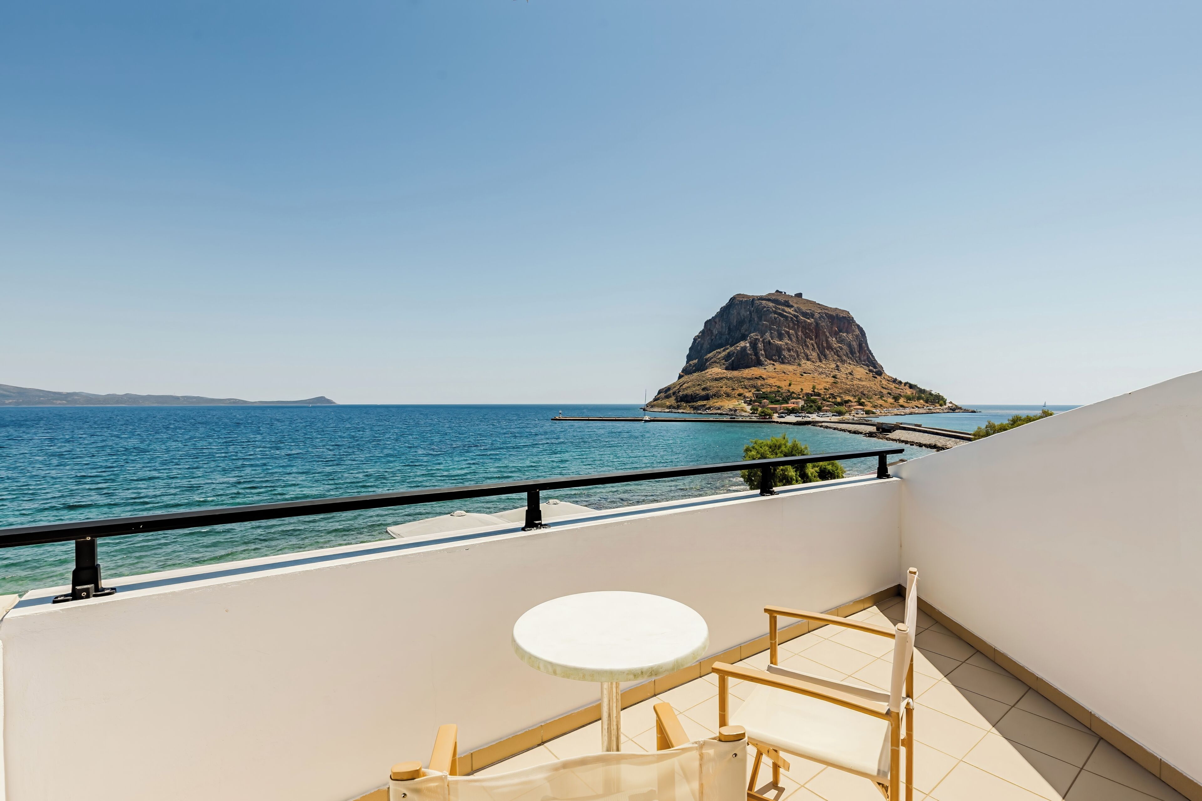 Habitación doble superior, vistas al mar | Terraza o patio