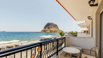 Chambre Double ou avec lits jumeaux, vue mer | Vue depuis le balcon